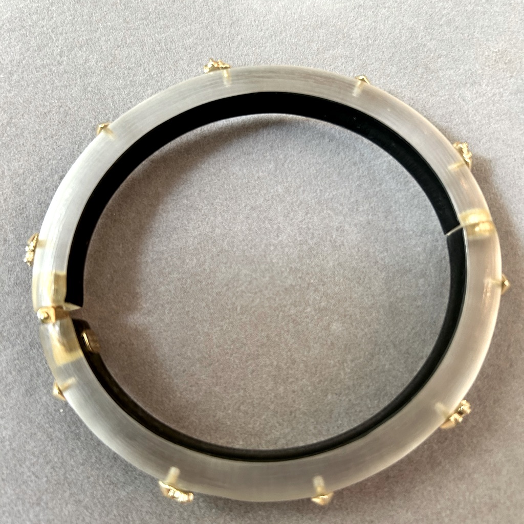 Alexis Bittar Crystal Stud Resin Lucite Hinged Bracelet Silver White Gold Magnet 100$